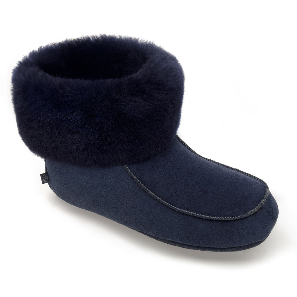 Women's Aster Sheepskin Slippers Yoga Shoe - Midnight Navy | CIORA SCOTLAND